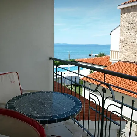 Hotel Neva Podstrana