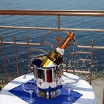 Otel Neva 3*