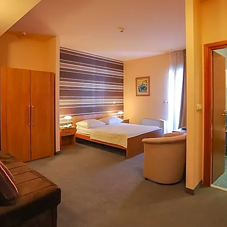 Neva Hotell