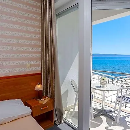 Neva Hotell Podstrana