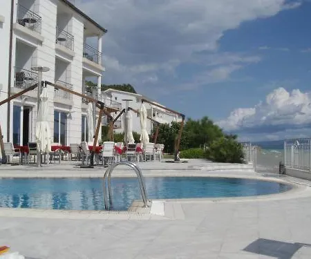 Hotel Neva 3*