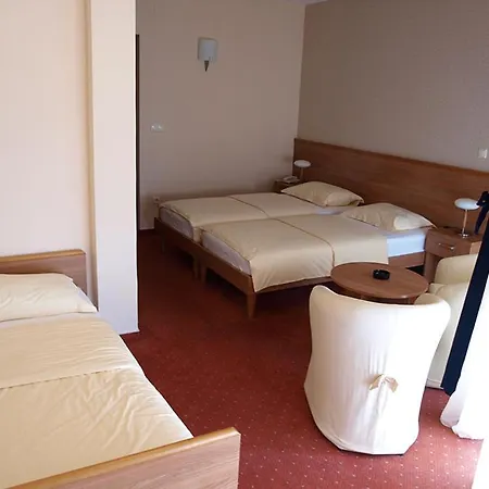 Hotel Neva Отель Подстрана