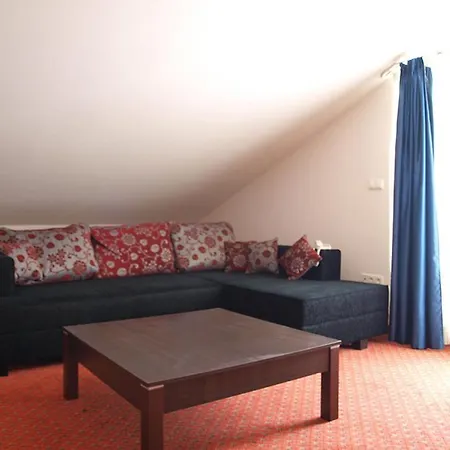 Hotel Neva 3*