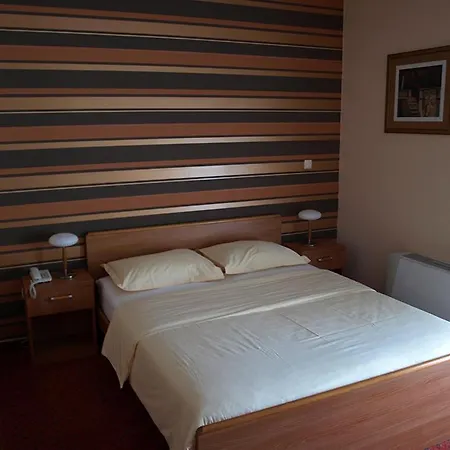 Hotel Neva