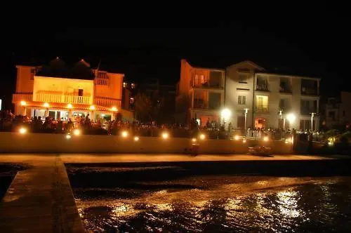 Neva Hotel Podstrana